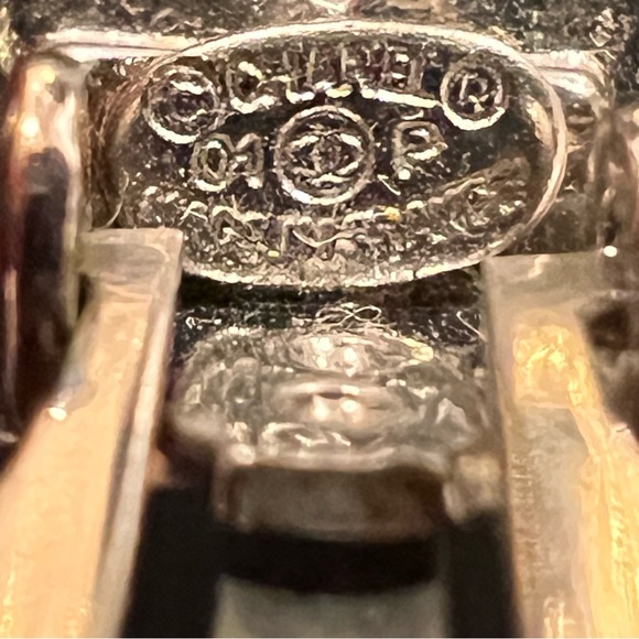 CHANEL CC Silver Metal Rhinestone Clip On Evening Stud Earrings - Picture 4 of 5